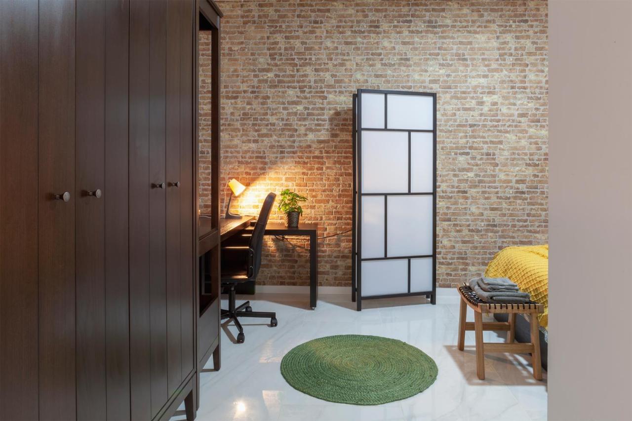 Artistic Digital Retreat-Great Location Near Metro Apartment Valencia Luaran gambar